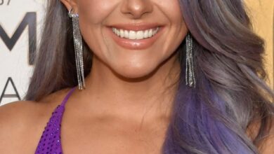 Country pop star Lindsay Ell says Shania Twain inspired her to be a singer