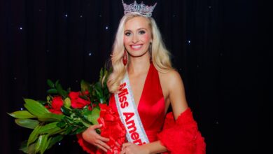 Meet the 1st Active-Duty Miss America > U.S. Department of Defense > Story